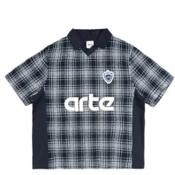 Arte Antwerp Square Collar T-Shirt