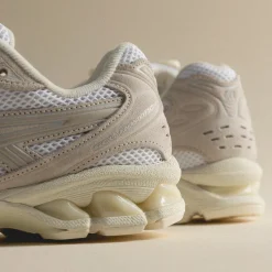 Asics GEL-Kayano 14