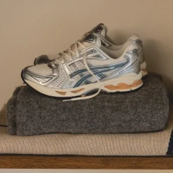 Asics GEL-Kayano 14