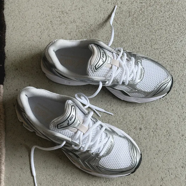 Asics GEL-Kayano 14