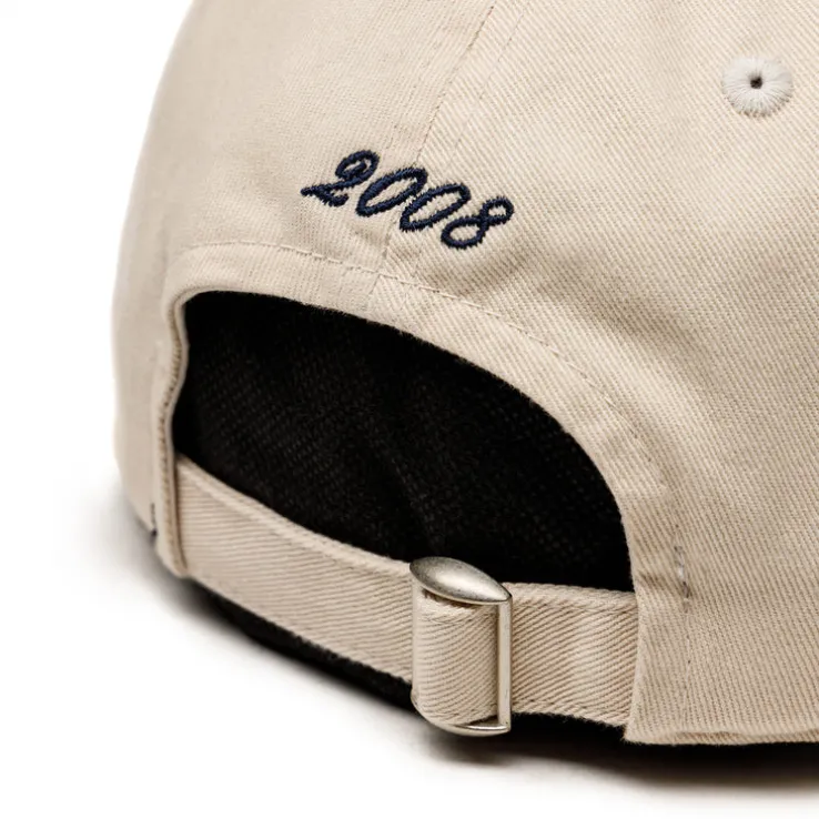 Asphaltgold *Never Enough.* Cap
