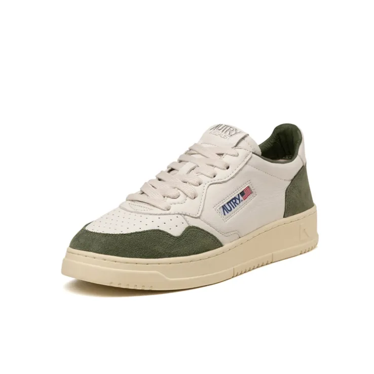 Autry Medalist *Goat / Suede*