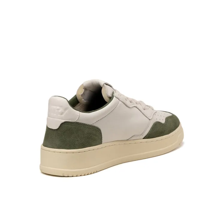 Autry Medalist *Goat / Suede*