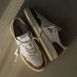 Autry Medalist *Goat / Suede*