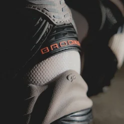 Brooks Cascadia 1