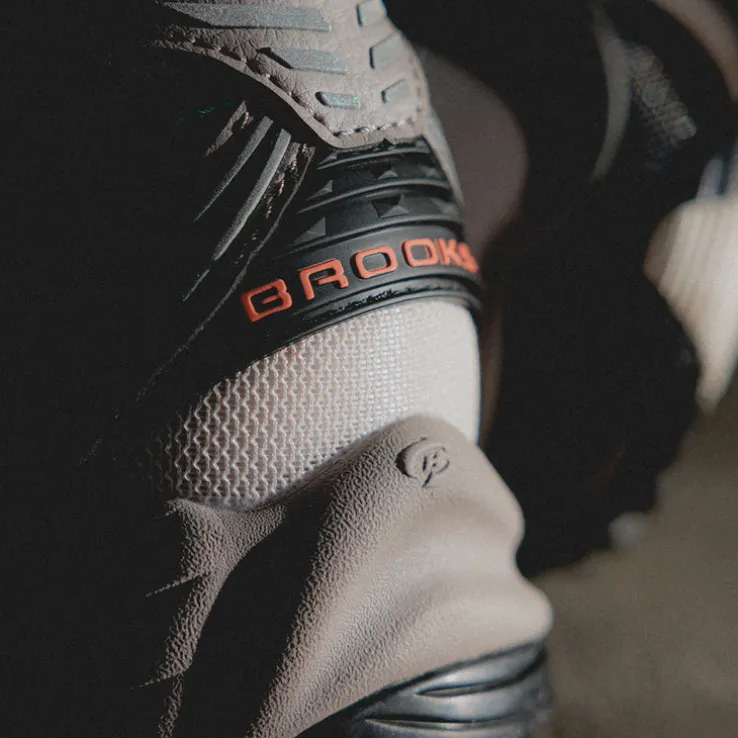 Brooks Cascadia 1