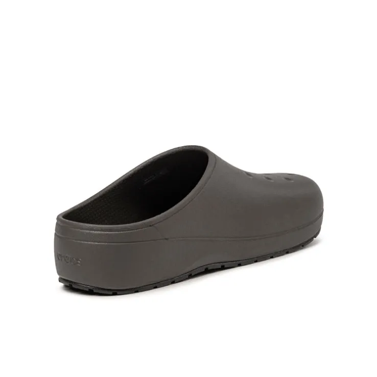Crocs Classic Quiet Clog