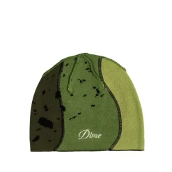 Dime Reverse Stitch Skully Beanie