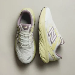 New Balance FF800