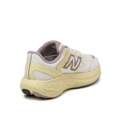 New Balance FF800