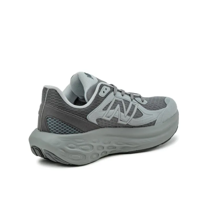 New Balance FF800
