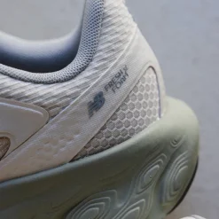 New Balance FF800