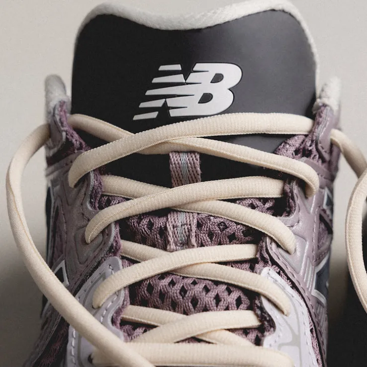New Balance ML860BW2