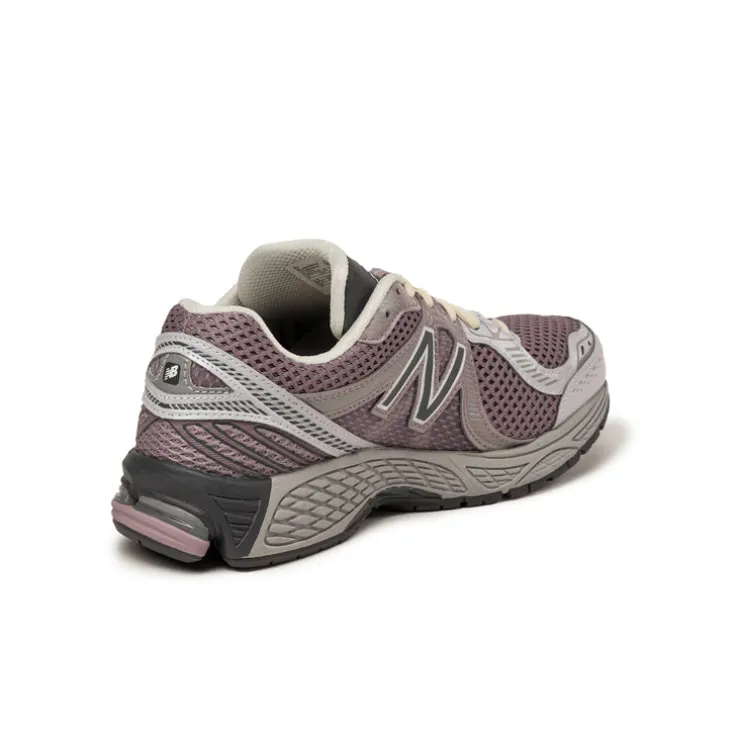 New Balance ML860BW2