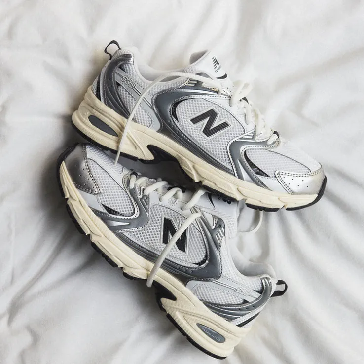 New Balance U530ESA