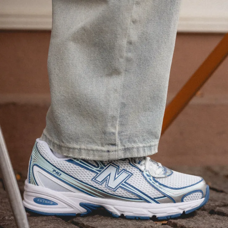 New Balance U740LB2