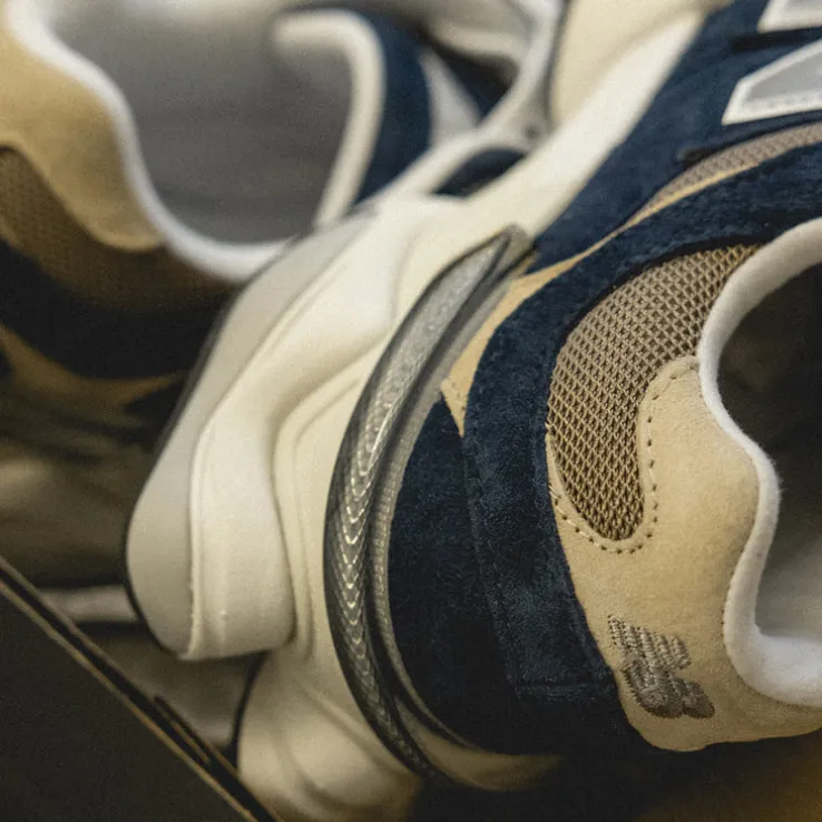 New Balance U90/60LBB