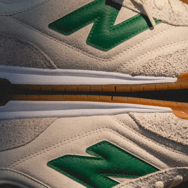 New Balance URC42HG