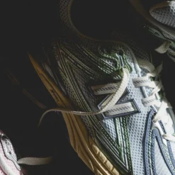 New Balance U1906RNE