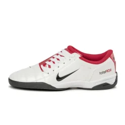 Nike Total 90