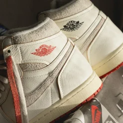 Nike Wmns Air Jordan 1 Retro High OG *Rare Air Cinnabar*