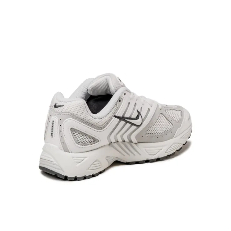 Nike Wmns Air Pegasus 2005