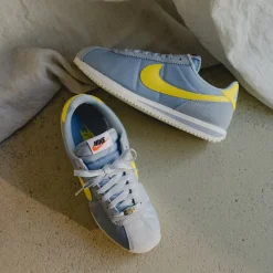 Nike Wmns Cortez TXT