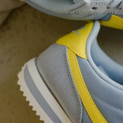 Nike Wmns Cortez TXT