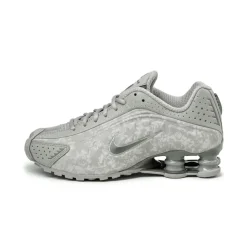 Nike Wmns Shox R4
