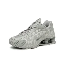 Nike Wmns Shox R4