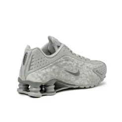 Nike Wmns Shox R4
