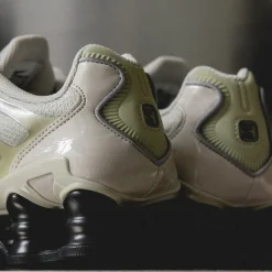 Nike Wmns Shox TL