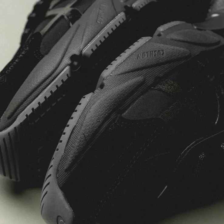 Nike Wmns V2K Run *GTX*