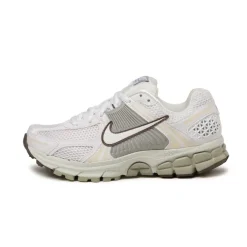 Nike Wmns Zoom Vomero 5