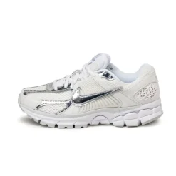 Nike Wmns Zoom Vomero 5