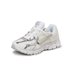 Nike Wmns Zoom Vomero 5