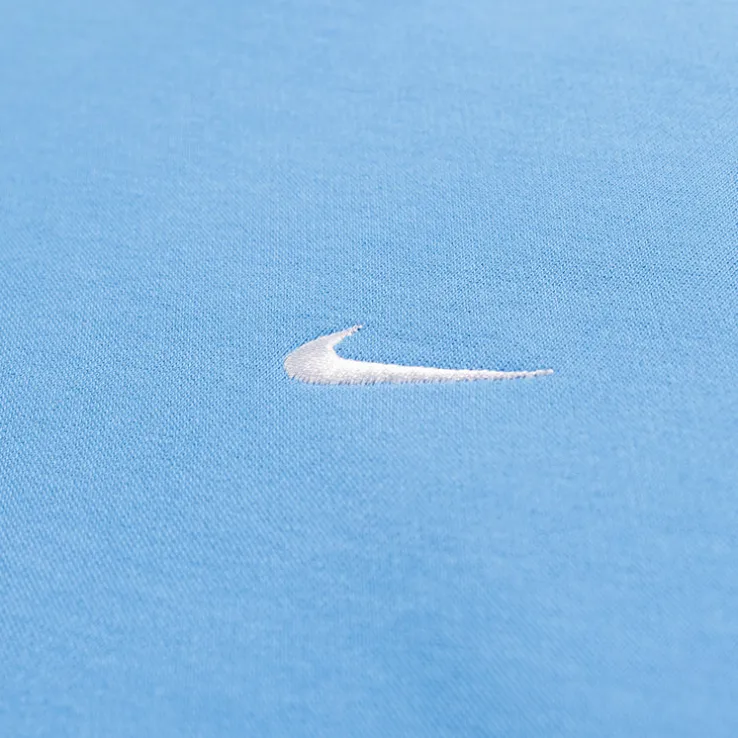 NikeSolo Swoosh Crewneck