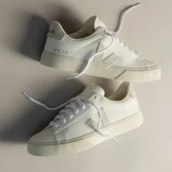 Veja Campo Chromefree Leather