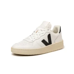 Veja V-10 Leather W