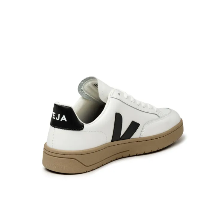 Veja V-12 Leather W