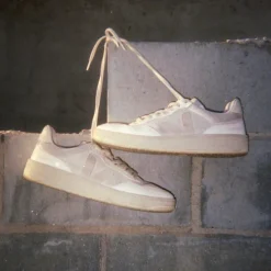 VEJA x Asphaltgold V-90