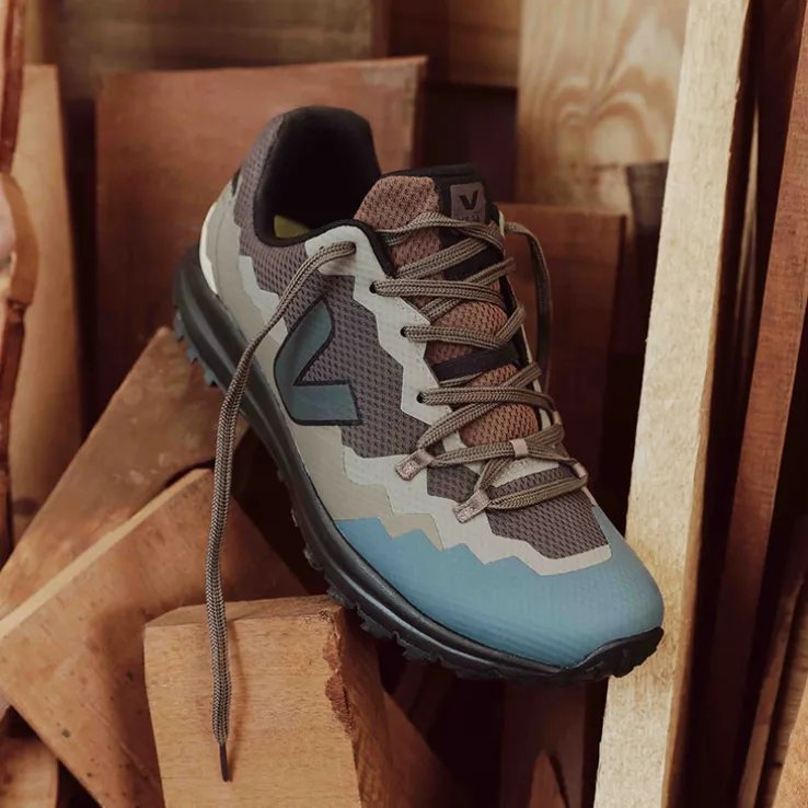 VEJA x Pedro Andrade Fitz Roy Light